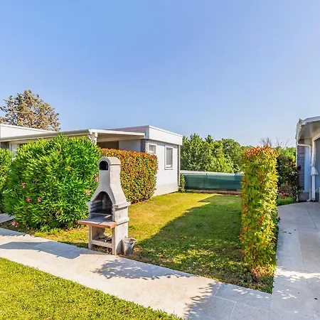 Holiday Home Mobile Home Luxury Premium-2 By Interhome 別荘 *